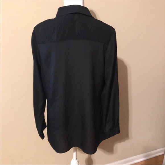 Chico’s Button Down Long Sleeve Blouse - Picture 3 of 5